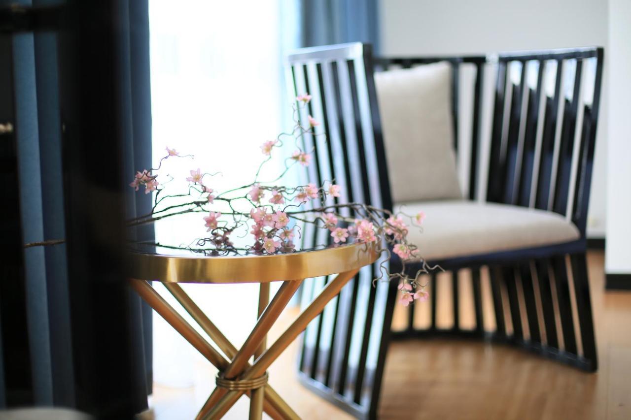 Otakhebi Hotel Sarpi Buitenkant foto