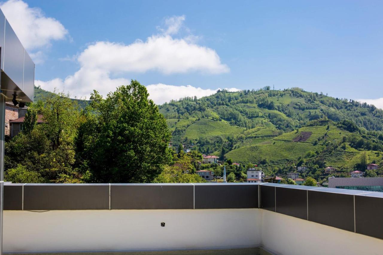 Otakhebi Hotel Sarpi Buitenkant foto