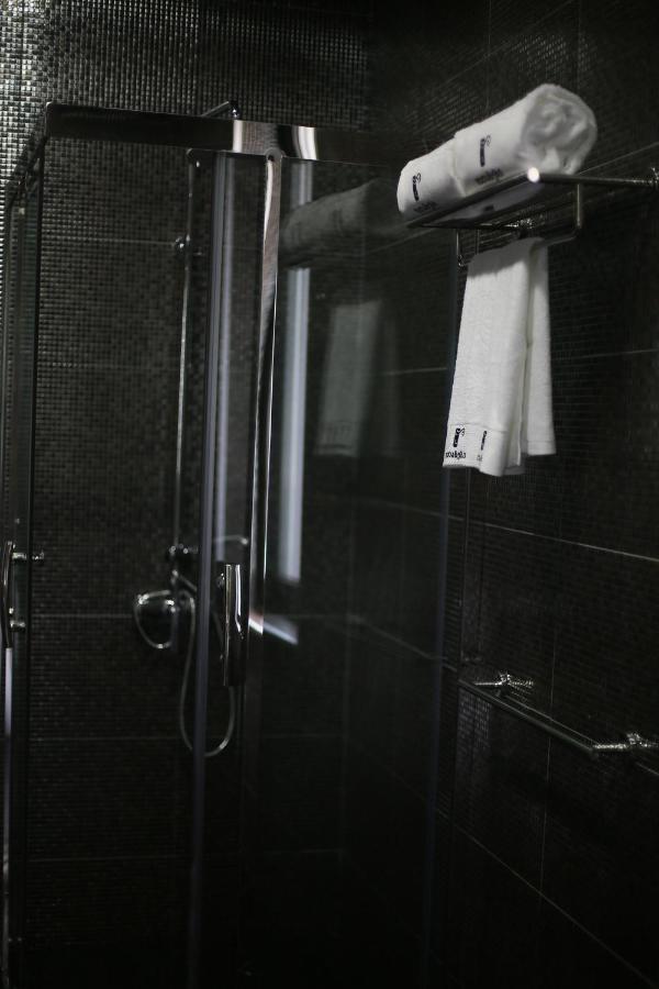 Otakhebi Hotel Sarpi Buitenkant foto
