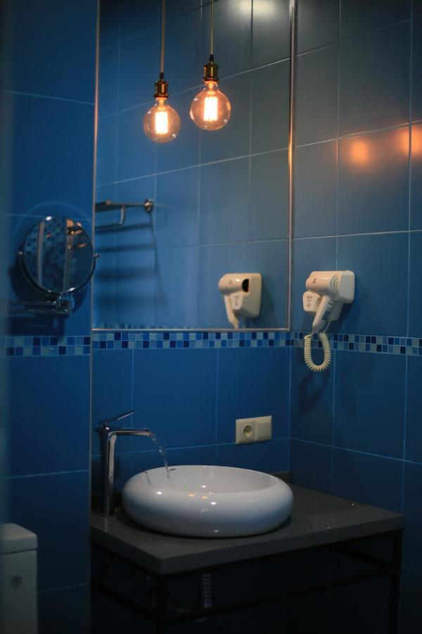 Otakhebi Hotel Sarpi Buitenkant foto