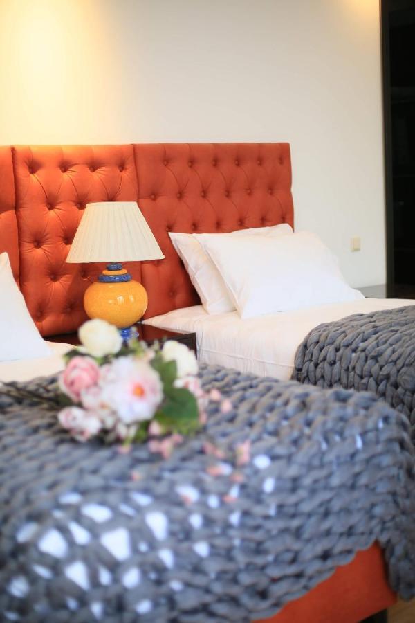 Otakhebi Hotel Sarpi Buitenkant foto